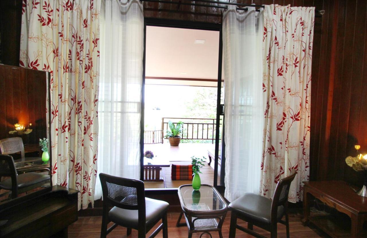 Baanbua Nonlen Hotel Udon Thani Buitenkant foto