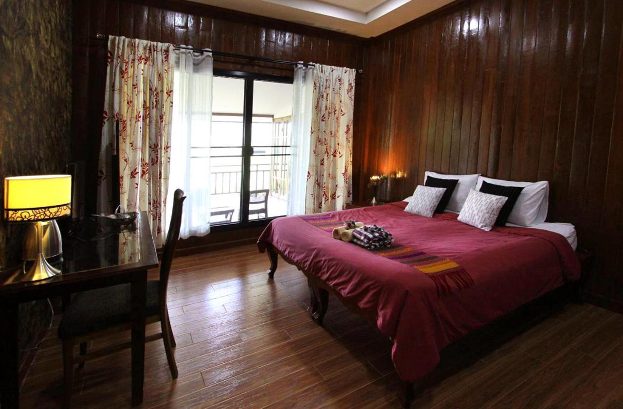 Baanbua Nonlen Hotel Udon Thani Buitenkant foto