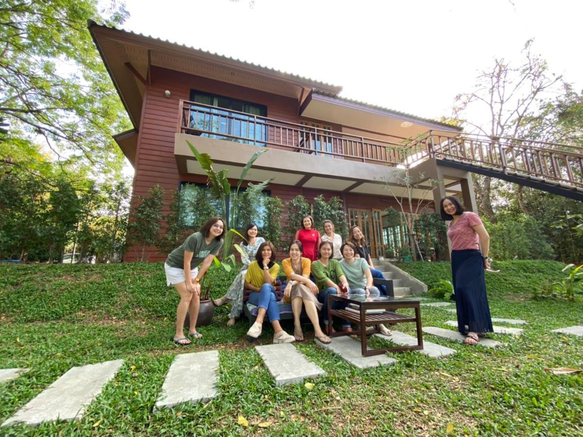 Baanbua Nonlen Hotel Udon Thani Buitenkant foto