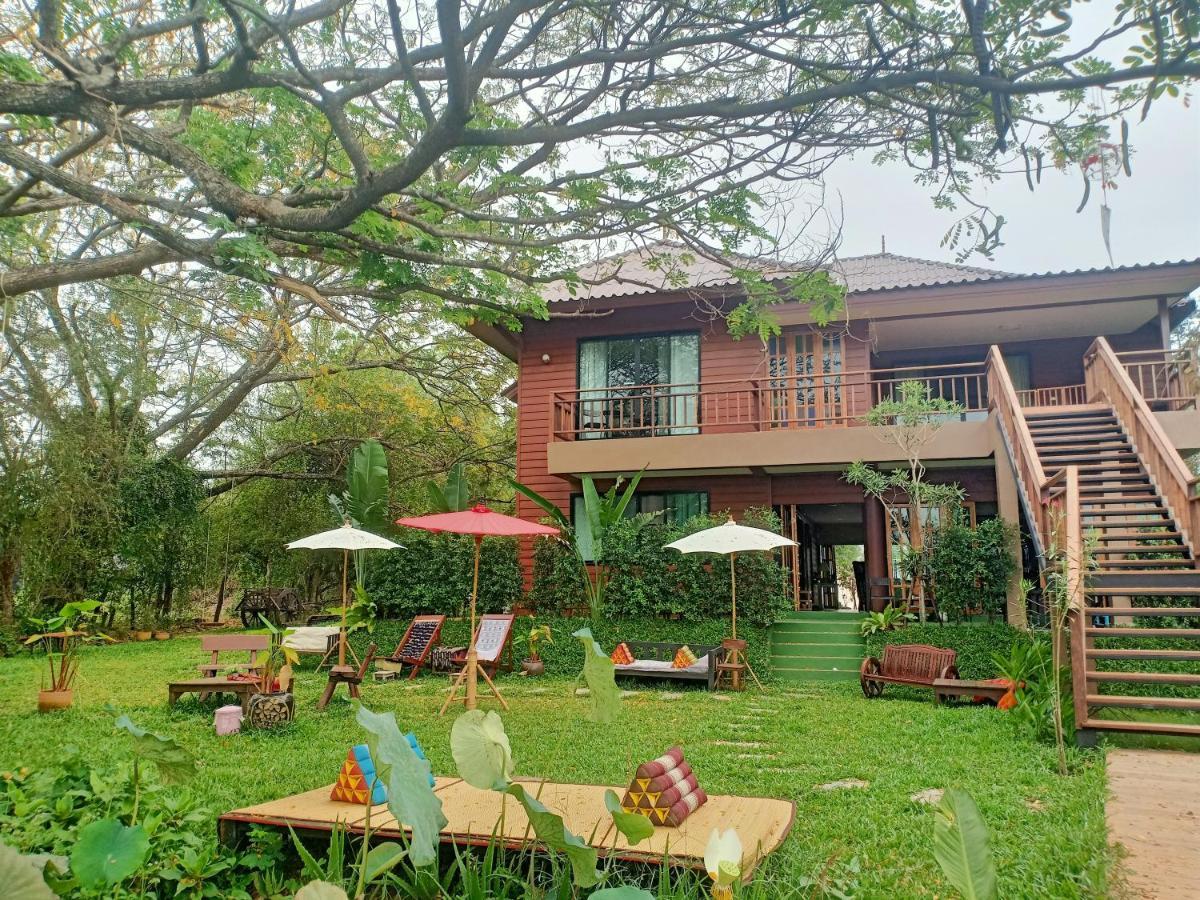 Baanbua Nonlen Hotel Udon Thani Buitenkant foto